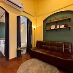 Hansa Heritage Home In Khao San